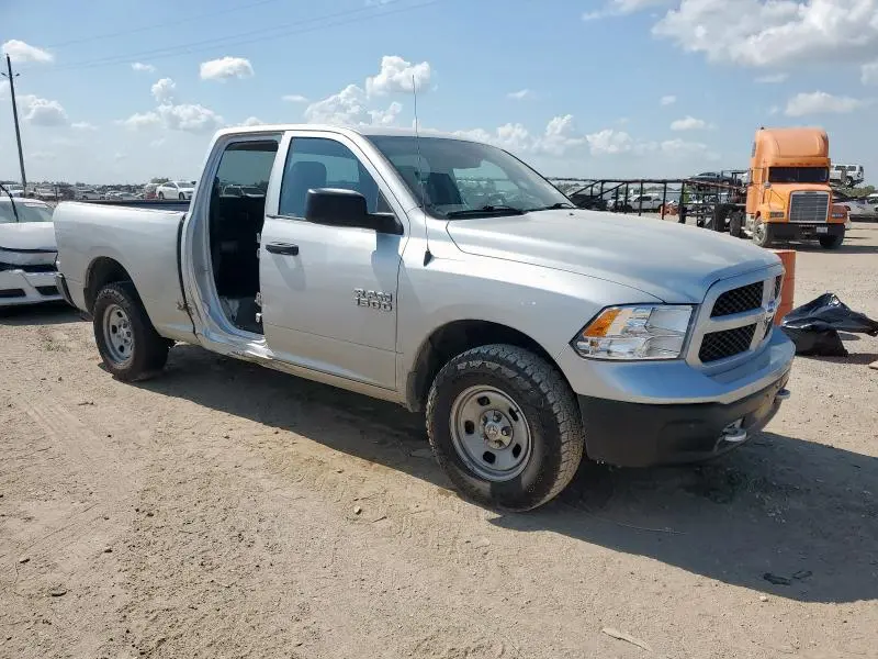 2016 RAM 1500 ST  