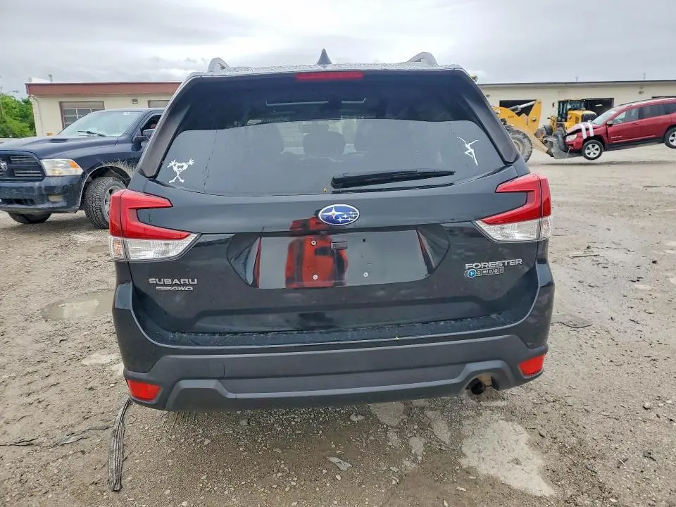2019 SUBARU FORESTER PREMIUM  