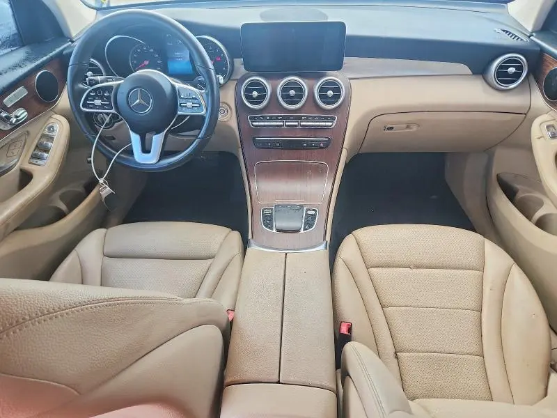 2020 MERCEDES-BENZ GLC 300  