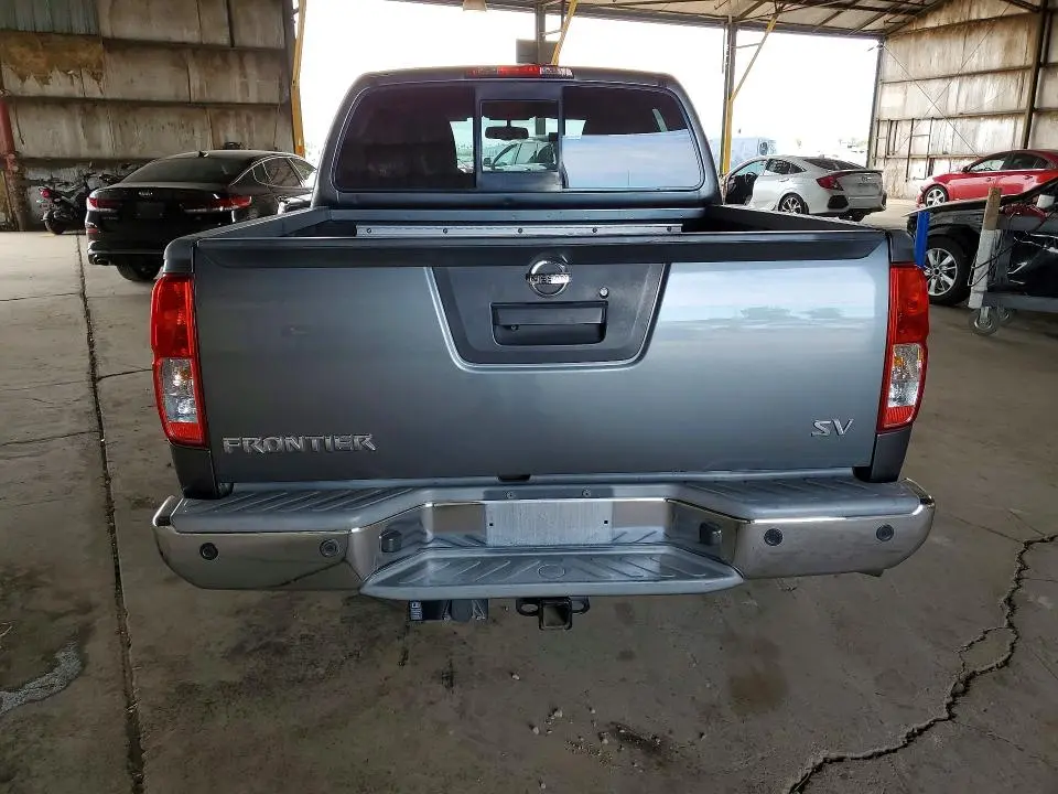 2016 NISSAN FRONTIER SV  