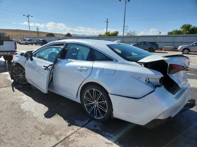 2020 TOYOTA AVALON TOURING  