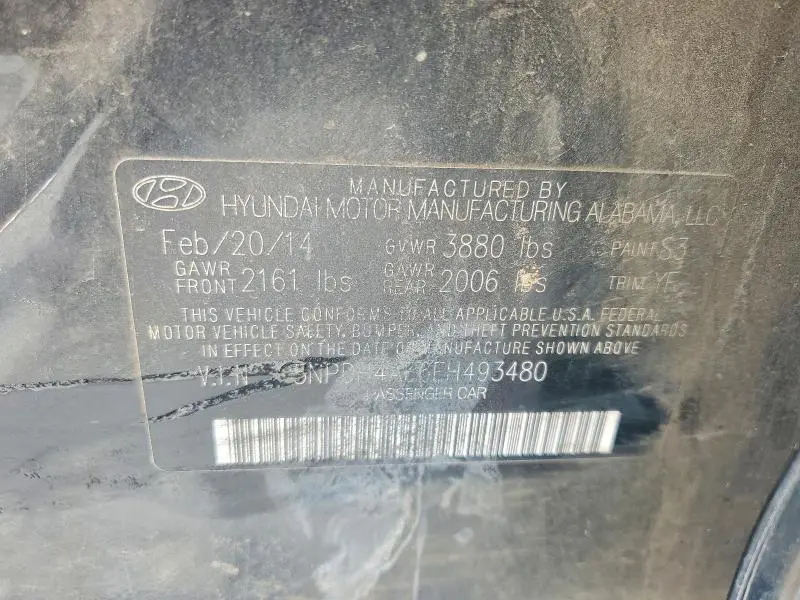 2014 HYUNDAI ELANTRA SE  