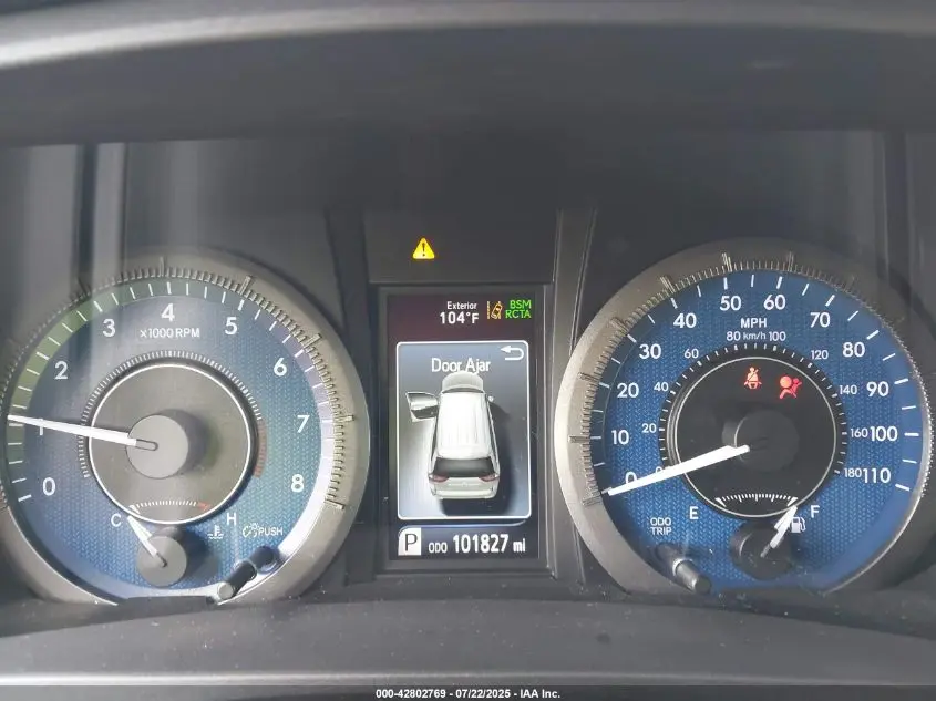 2020 TOYOTA SIENNA XLE PREMIUM