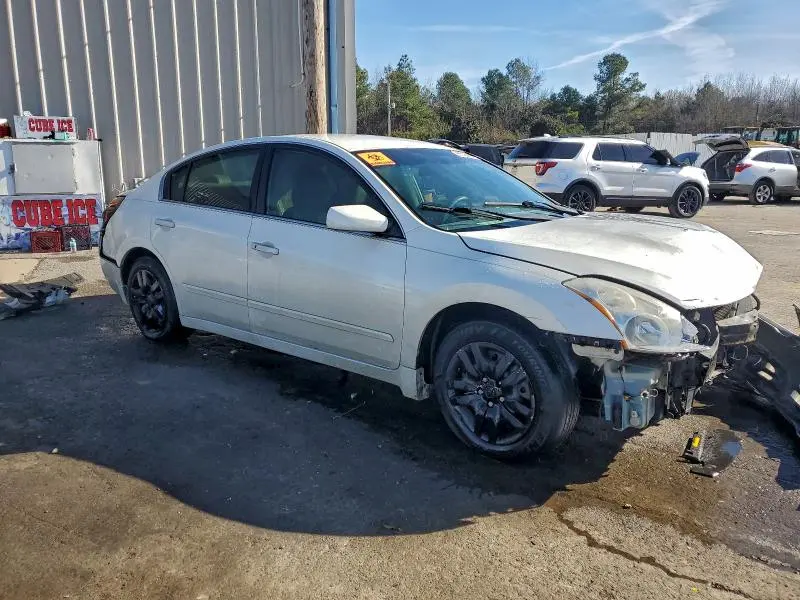 2010 NISSAN ALTIMA BASE  