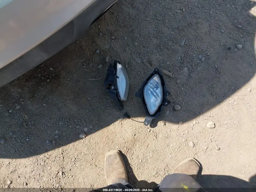 2012 HYUNDAI GENESIS 3.8 TRACK