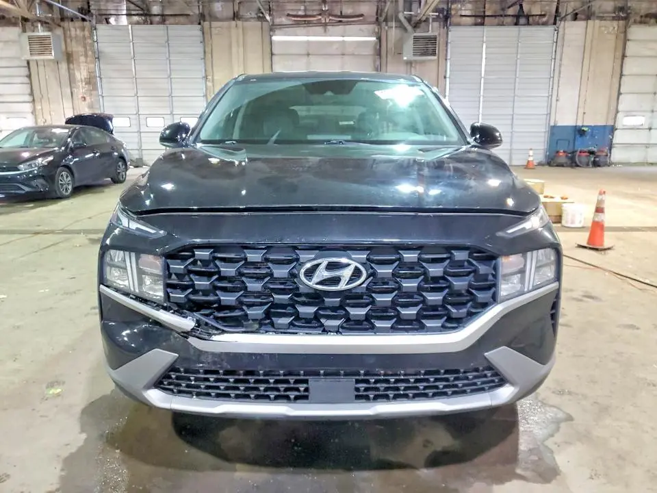 2021 HYUNDAI SANTA FE SE  