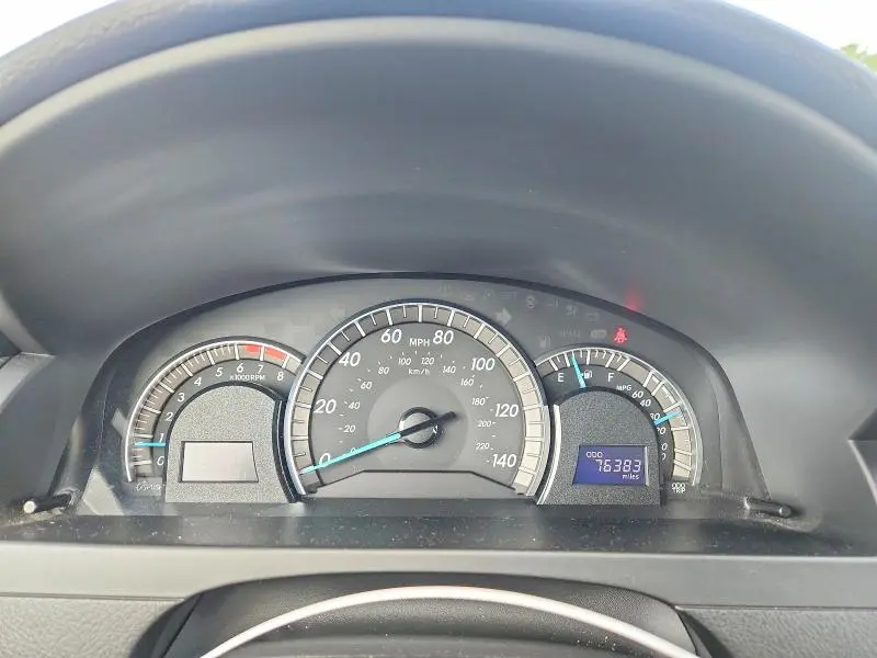2012 TOYOTA CAMRY SE  