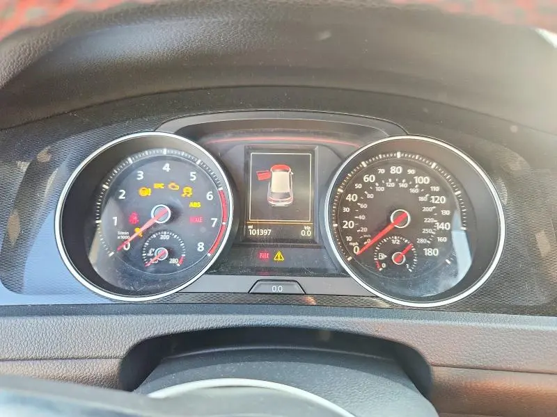 2016 VOLKSWAGEN GTI S/SE  