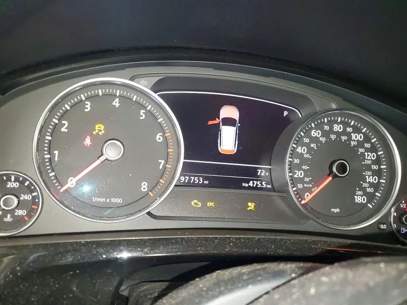 2014 VOLKSWAGEN TOUAREG V6  