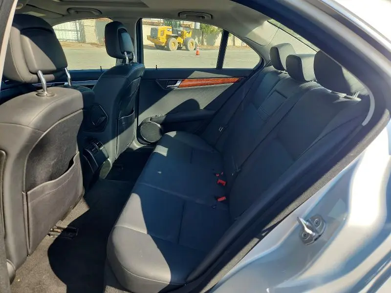 2011 MERCEDES-BENZ C 300  