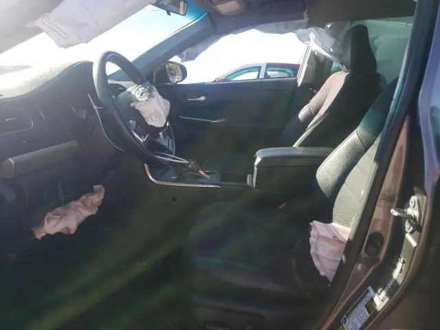 2016 TOYOTA CAMRY LE  