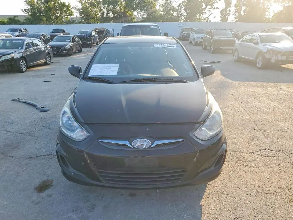 2014 HYUNDAI ACCENT GS  