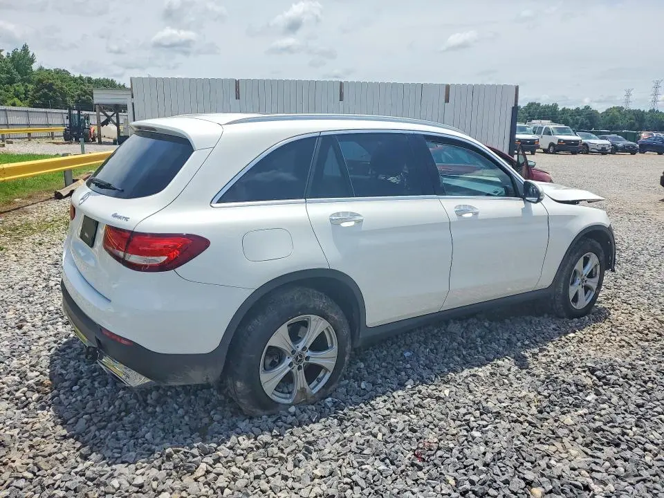 2017 MERCEDES-BENZ GLC 300 4MATIC  