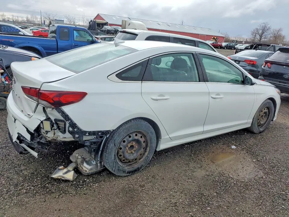 2018 HYUNDAI SONATA SE  