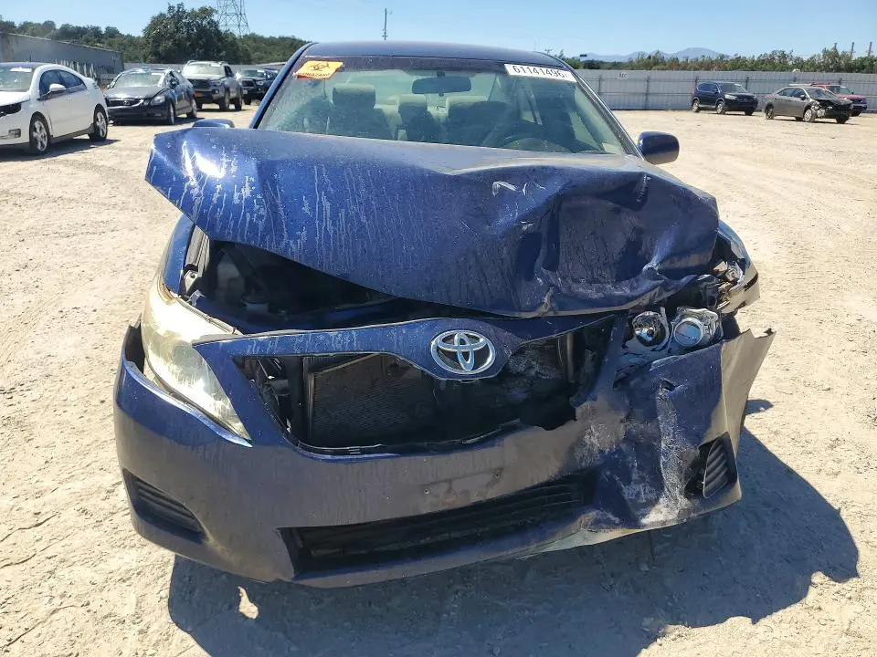 2010 TOYOTA CAMRY LE  