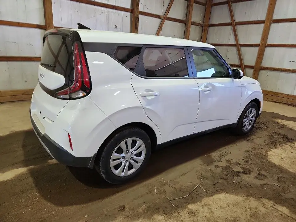 2024 KIA SOUL LX  