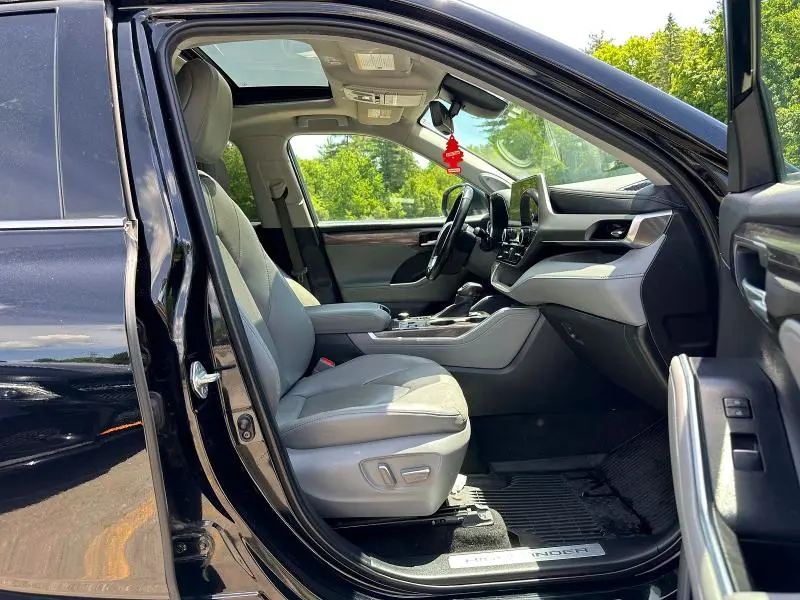 2023 TOYOTA HIGHLANDER LIMITED  