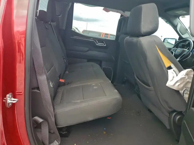 2023 CHEVROLET SILVERADO C1500 LT  