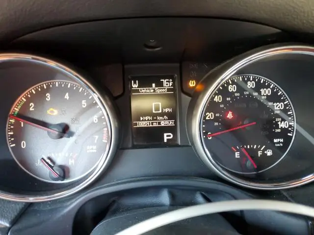 2011 JEEP GRAND CHEROKEE LAREDO  