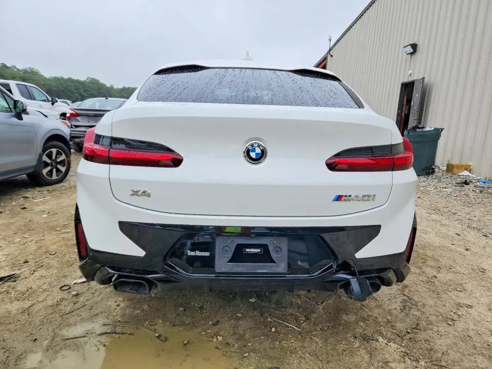 2023 BMW X4 M40I  