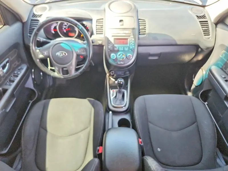2013 KIA SOUL +  