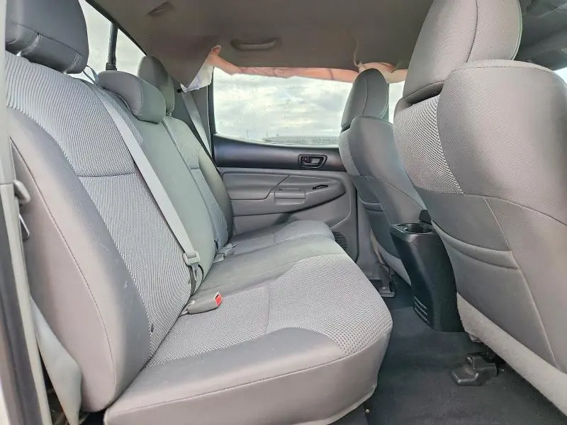 2015 TOYOTA TACOMA V6  