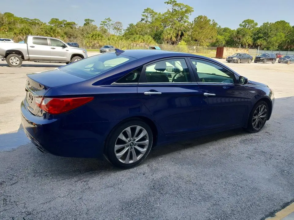 2013 HYUNDAI SONATA SE  