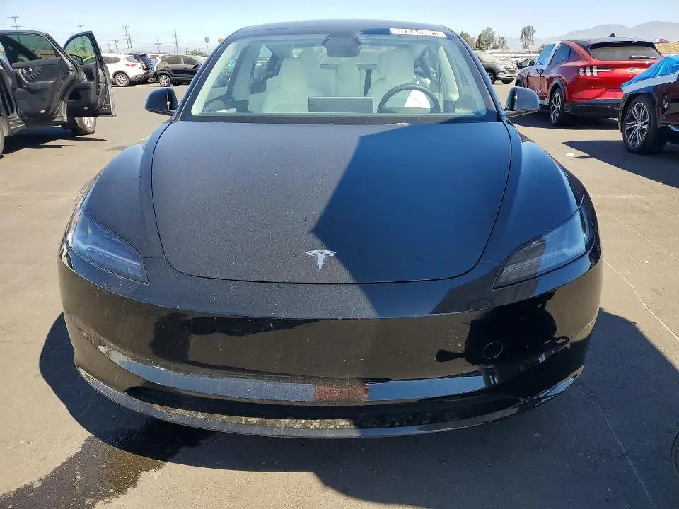 2025 TESLA MODEL 3   