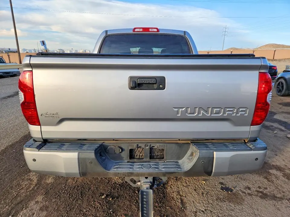 2018 TOYOTA TUNDRA   