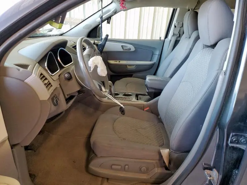 2012 CHEVROLET TRAVERSE LS  