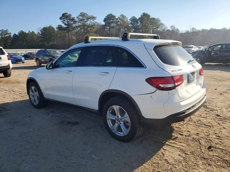 2017 MERCEDES-BENZ GLC 300  