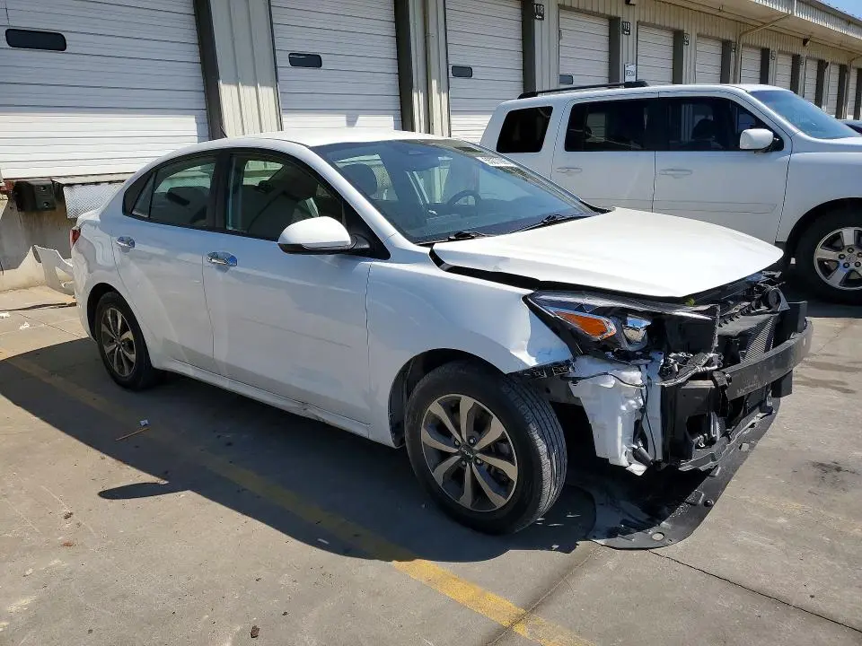 2022 KIA RIO S  