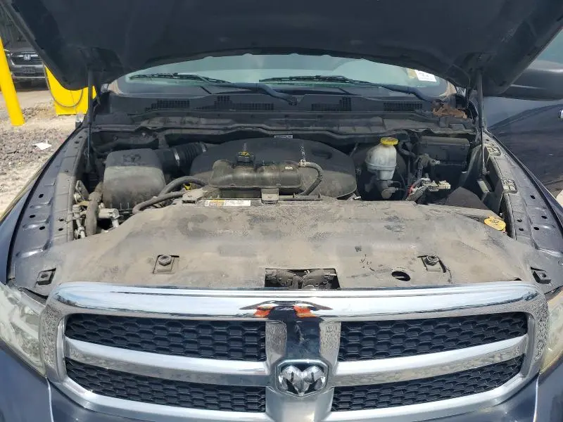 2018 RAM 1500 SLT  