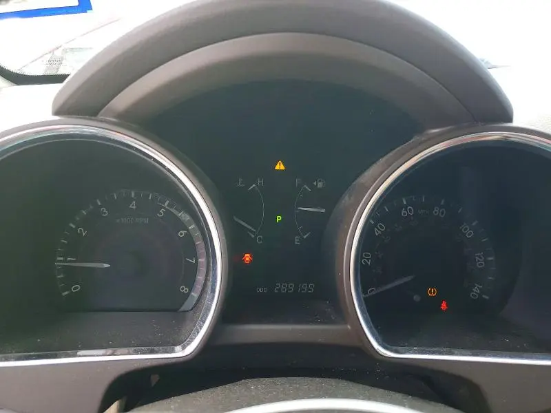 2010 TOYOTA HIGHLANDER LIMITED  