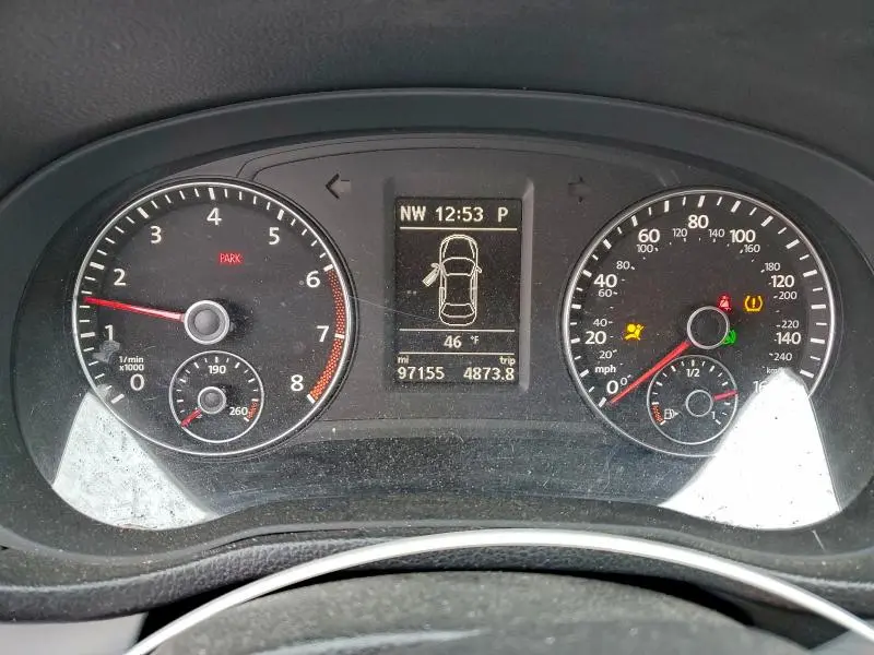 2013 VOLKSWAGEN PASSAT SE  