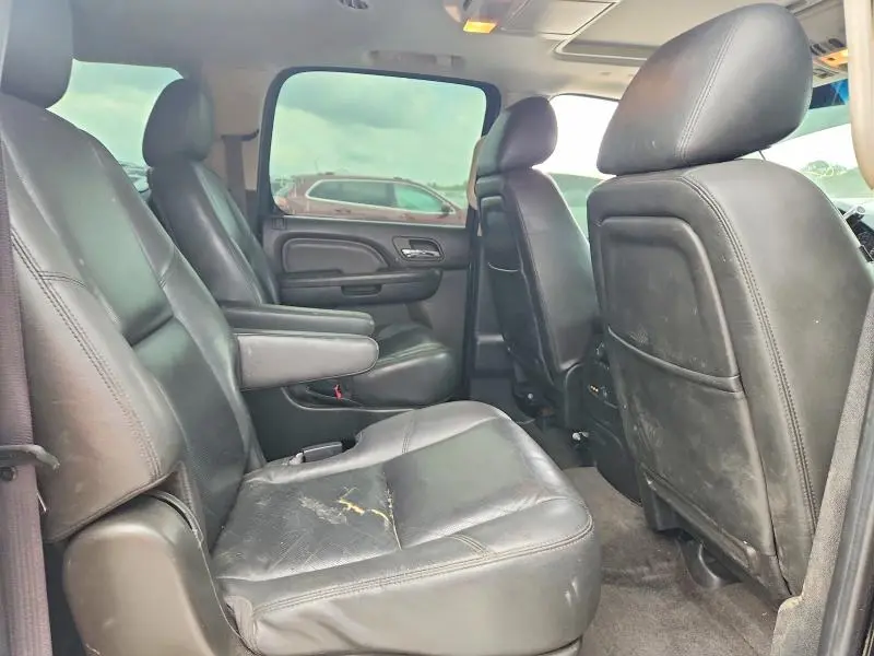 2011 GMC YUKON XL DENALI  