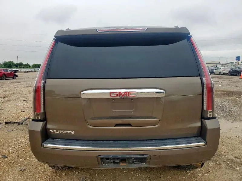 2016 GMC YUKON DENALI  
