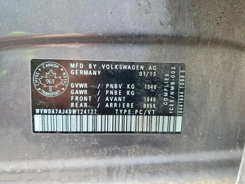 2013 VOLKSWAGEN GOLF   