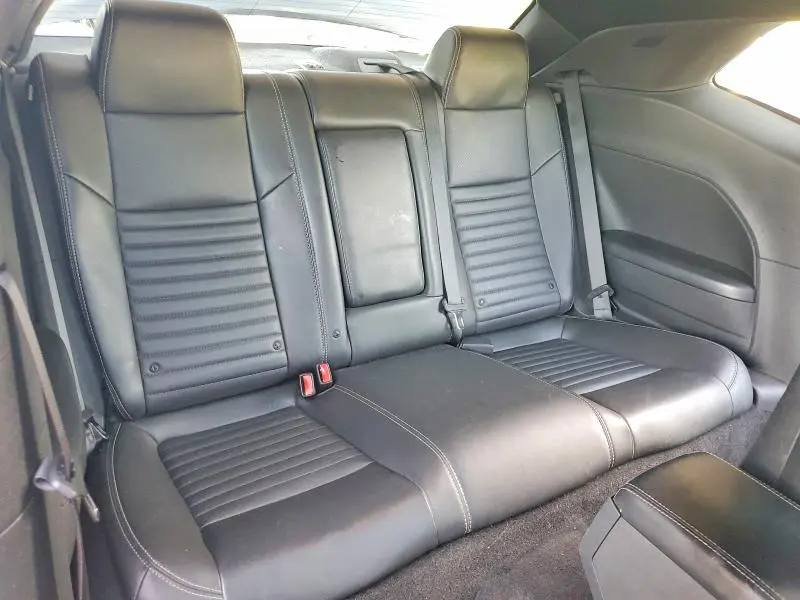 2013 DODGE CHALLENGER SXT  