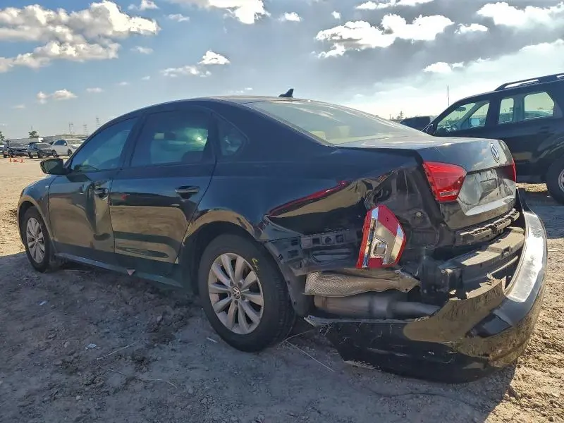 2015 VOLKSWAGEN PASSAT S  