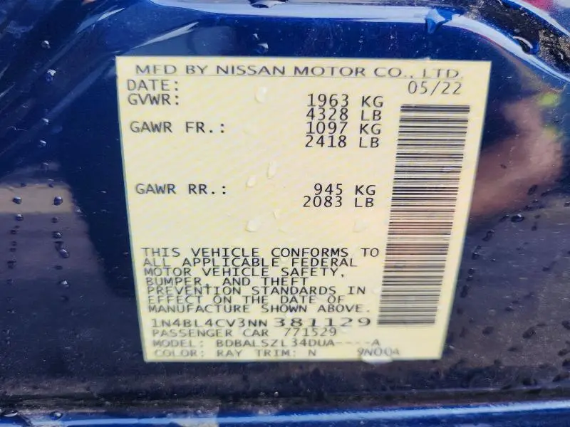 2022 NISSAN ALTIMA SR  