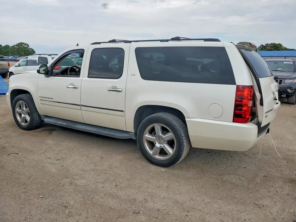 2011 CHEVROLET SUBURBAN C1500 LTZ  