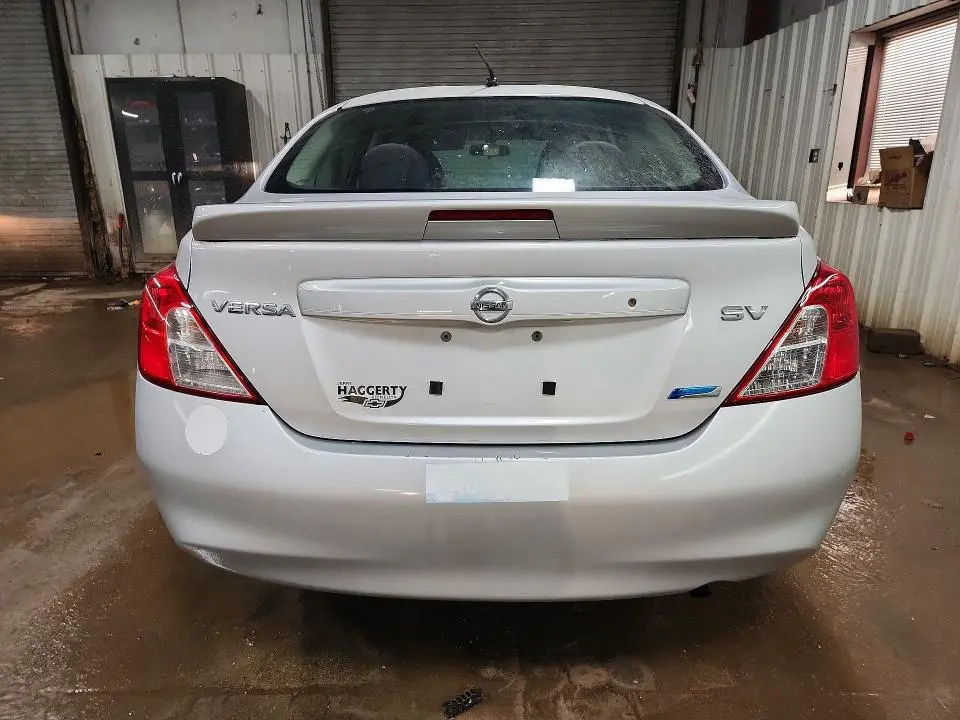 2013 NISSAN VERSA S  