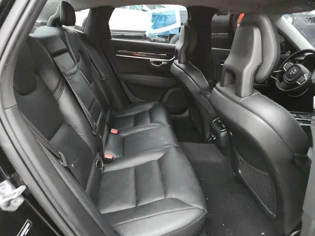 2017 VOLVO S90 T6 MOMENTUM  