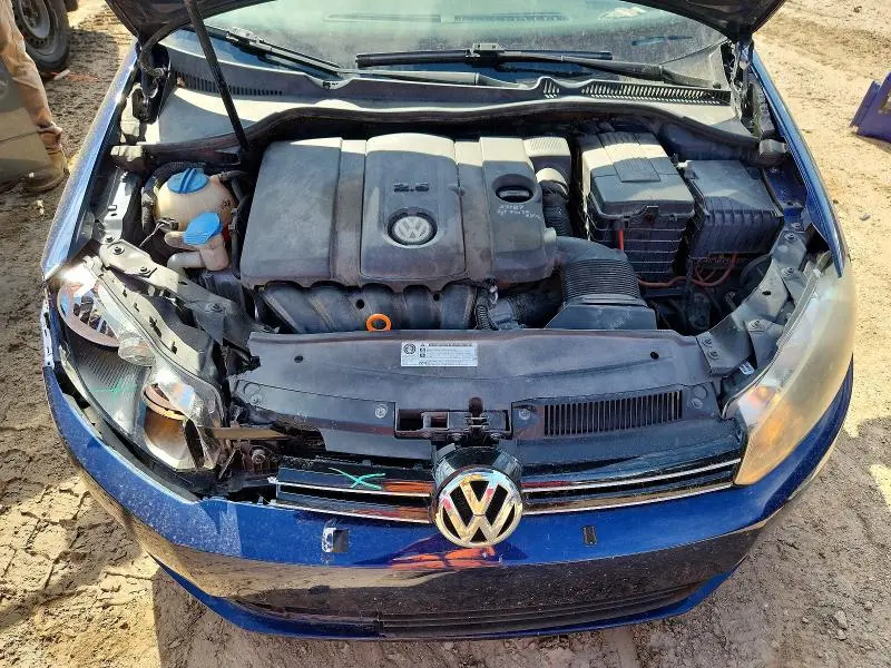 2011 VOLKSWAGEN JETTA S  
