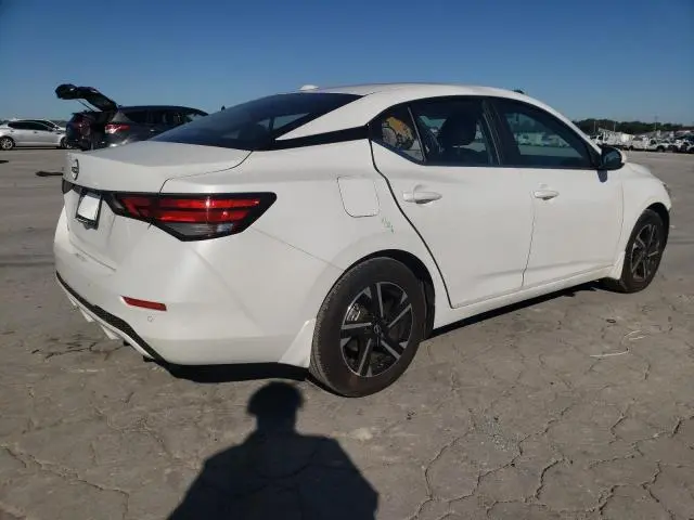 2025 NISSAN SENTRA SV  