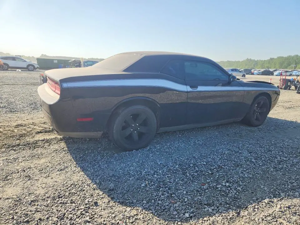 2011 DODGE CHALLENGER   