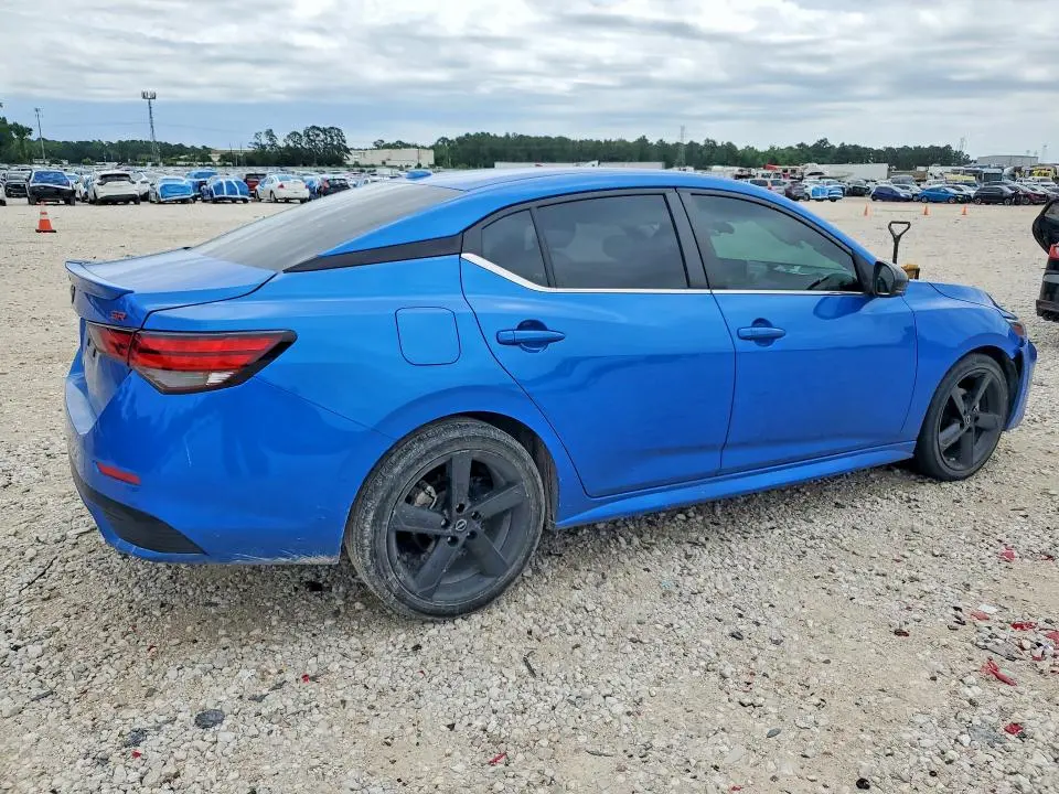 2024 NISSAN SENTRA SR  