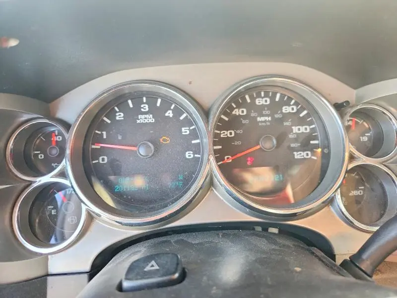 2011 CHEVROLET SILVERADO C1500 LT  