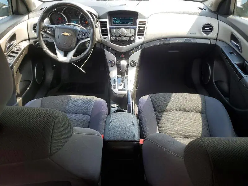 2012 CHEVROLET CRUZE LT  